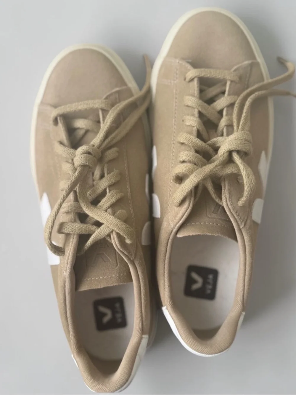 VEJA Men's Campo Low Top Leather Sneakers - Color Campo - NWOB